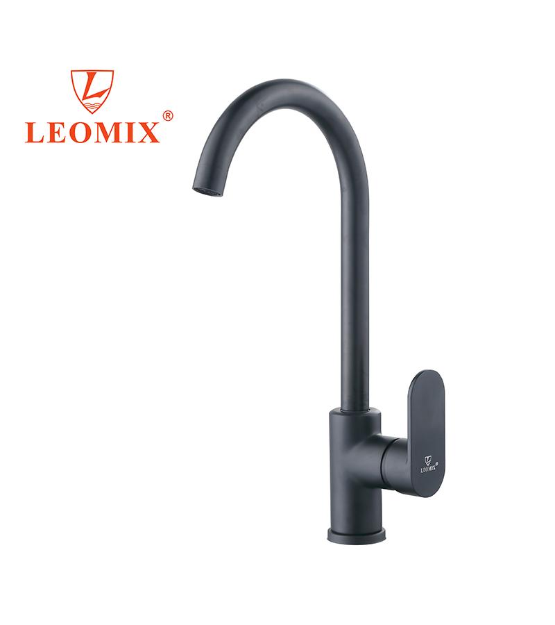 Кухонный смеситель для монтажа под столешницу LM-5886BK Черный LEOMIX