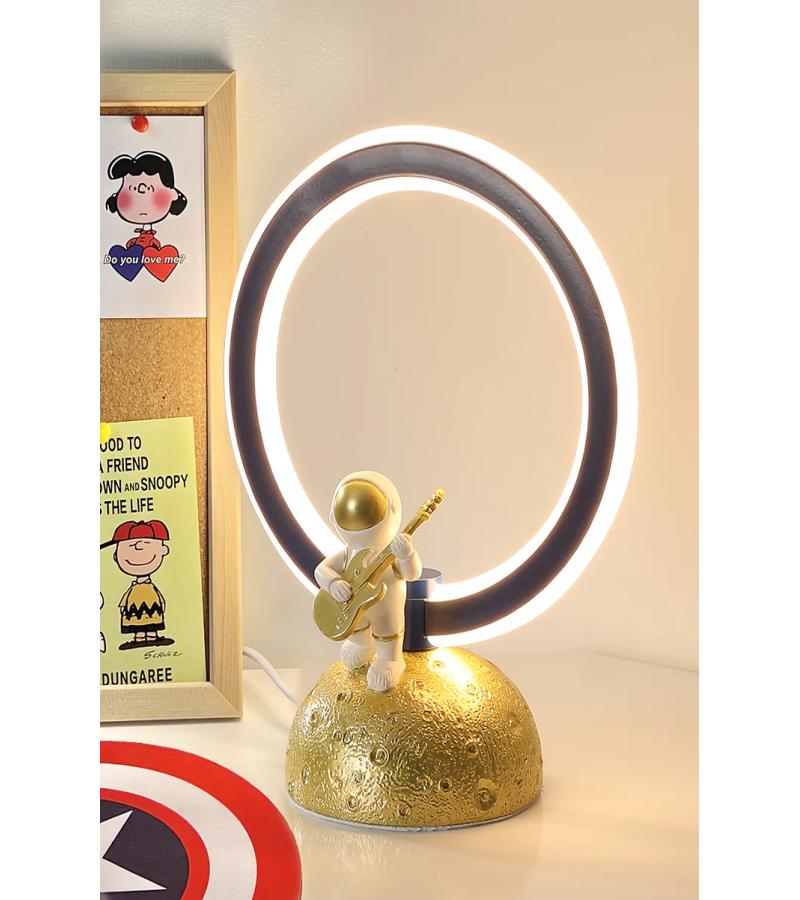 მაგიდის სანათი   GZYL-T349  კოსმონავტი  10W